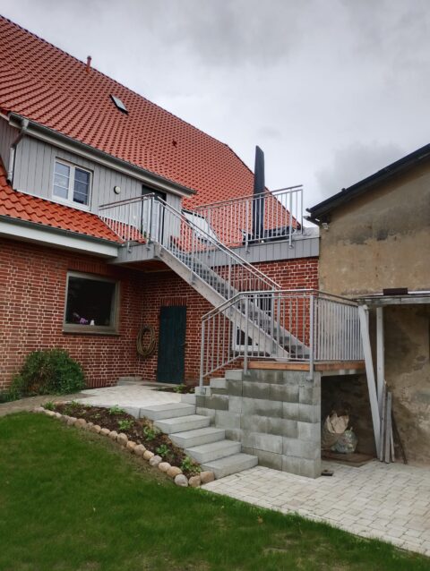 PP ZÄUNE — Schody i balustrady — Zobacz nasze realizacje